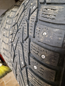 Nokian hakkapeliita7 205/55R16 (2 foto / 5)
