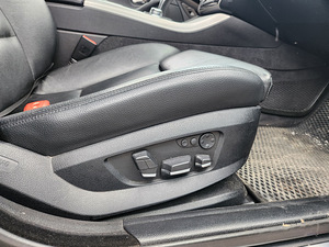 BMW F10 530D (13 foto / 15)