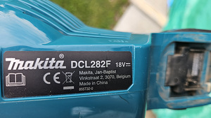 Пылесос Makita DCL282F (3 фото из 3)