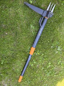 Fiskars võilille juurija (2 foto / 2)