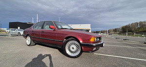 BMW 730i 1992 года E32 (2 фото из 15)