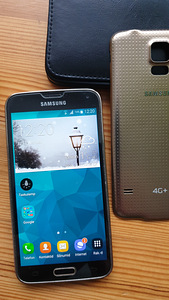Samsung Galaxy S5 (1 foto / 3)