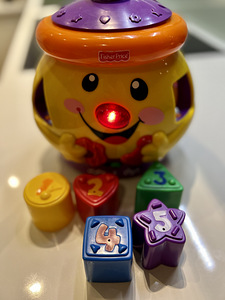 Fisher-Price Magic pot vene keeles (4 foto / 6)