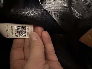 Продам сумку оригинал Tommy Hilfiger (5 фото из 10)