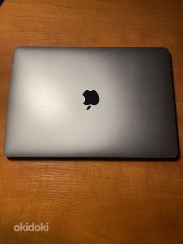MacBook Pro 13” (2020) / 16GB RAM / 500GB SSD / i5
