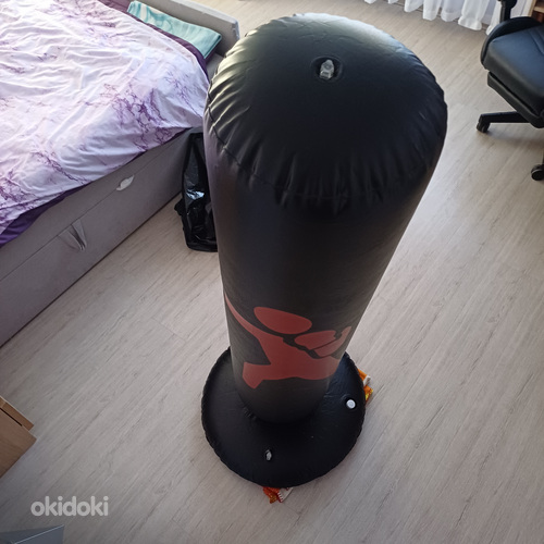 Täispuhutav poksikott