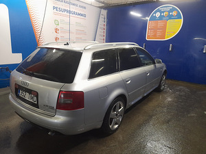 Audi A6 C5 Avant (4 foto / 7)