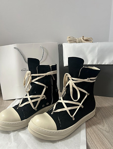 Rick Owen’s (1 foto / 6)