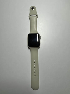 Apple Watch, Series 2, 42MM, Gold (with gray straps and char (1 foto / 5)