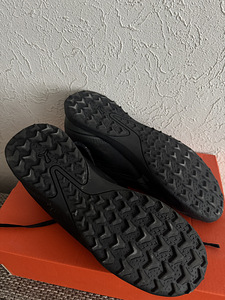 Бутсы Puma (3 фото из 3)