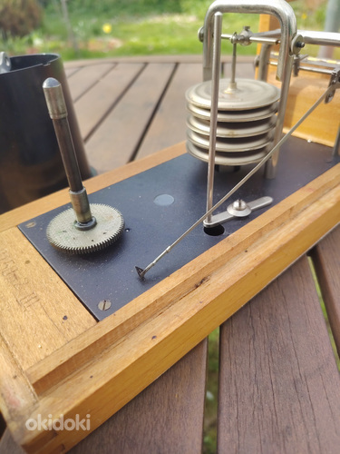 Antiikne barograaf, "Gidromet Instruments" tehasest, Riia. V