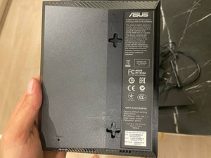 Router Asus RT-N14U (1 foto / 3)