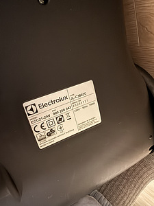 Пылесос Electrolux JL-C3802C (4 фото из 4)