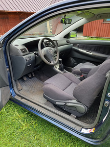 Toyota Corolla D-4D 2003 (10 foto / 14)