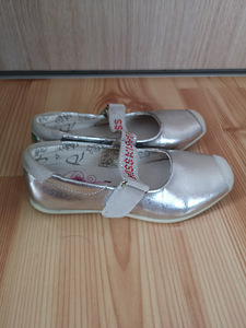 Uued nahast kingad r. 28 (2 foto / 3)