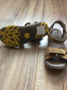 Новые сандали Timberland, размер 32,5 (3 фото из 3)