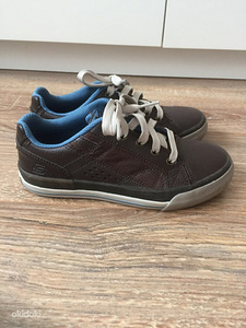 Nagu uus, Skechers tossud, s. 32 (1 foto / 3)