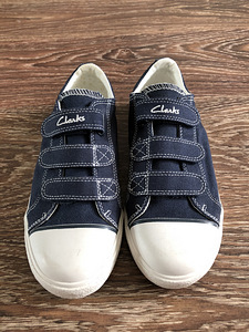 Clarks кеды, новые, р.35.5 (3 фото из 3)