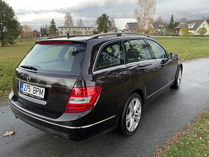 Mercedes-Benz C 220 Avantgarde (5 foto / 15)