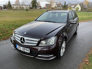 Mercedes-Benz C 220 Avantgarde (12 foto / 15)
