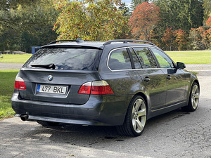BMW 520d LCI Touring (5 foto / 13)