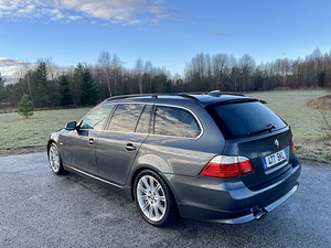BMW 520d LCI Touring (2 foto / 13)