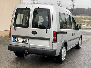 Opel Combo Tour 1.7 CDTI (5 фото из 15)