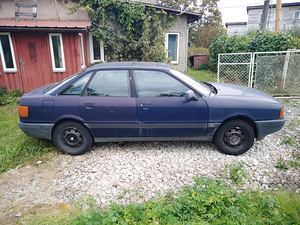 Audi 80 91a. 1.8 Bensiin 66kw (1 foto / 3)