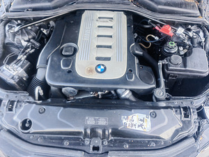BMW 525 (9 foto / 9)