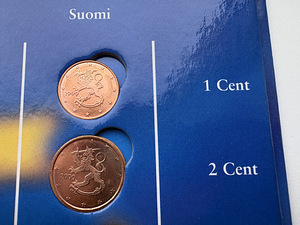 2 eur mündid erinevad (Soome sendid kingituseks) (2 foto / 4)