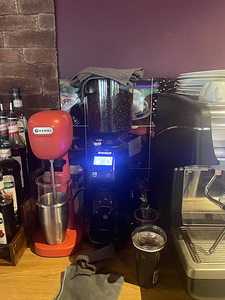 Simonelli (2 foto / 2)