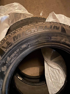 Michelin R17 235/65 - 1 tk (1 foto / 2)