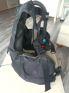 Sukeldumisvest-kompensaator Sopras Sub (BCD) (3 foto / 4)