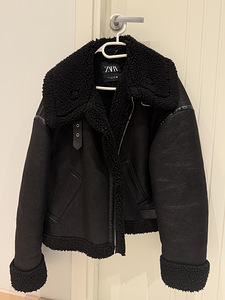 Дубленка ZARA (1 фото из 3)
