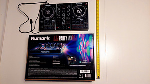 Продается Numark Party Mix DJ пульт (4 фото из 7)