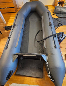 ПВХ лодка Hunterboat 320 (5 фото из 10)
