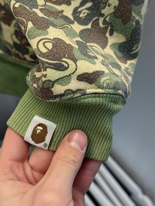 A Bathing Ape x KAWS толстовка на молнии | Размер L (3 фото из 10)