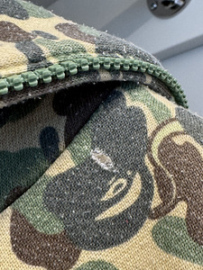A Bathing Ape x KAWS толстовка на молнии | Размер L (10 фото из 10)