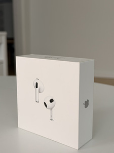Apple AirPods 3 (1 фото из 4)