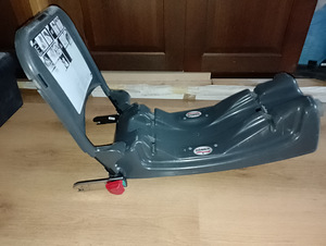 Britax-Römer beebitool + IsoFix kinnitus (4 foto / 5)
