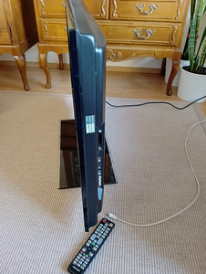 Teler 40"(102cm) Samsung LE40C659M1W (5 foto / 5)