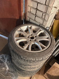 225/40 19 BMW veljed (1 foto / 5)
