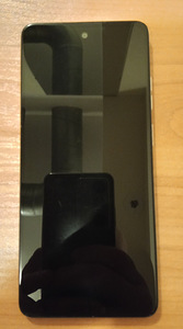 Telefon (1 foto / 5)