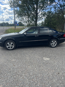 Mersedes E class w211 2.7 (6 foto / 7)
