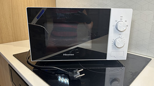 Hisense mikrolaineahi (3 foto / 3)