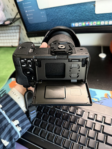 Nikon z6ii (1 foto / 10)