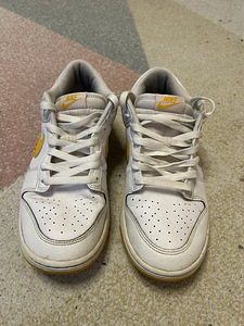 Nike (1 фото из 4)