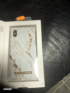 Чехол на iPhone X, новый (3 фото из 3)