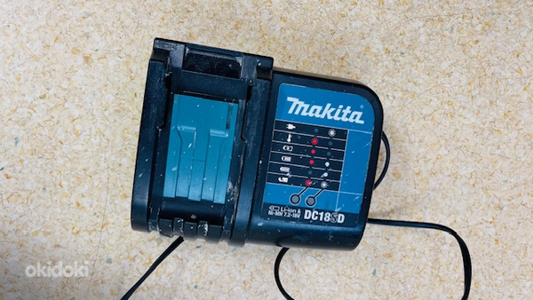 Laadija Makita DC18SD