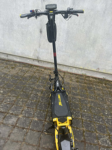 Vsett 10+ elektritõukeratas (5 foto / 5)